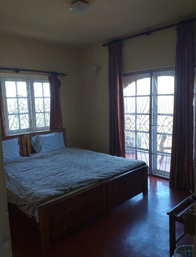 Bed and Breakfast Hill View Bungalow Нувара-Элия Экстерьер фото